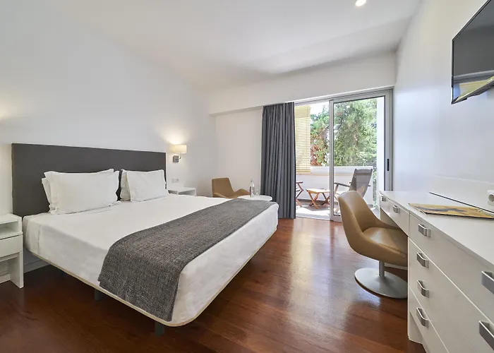 Hotel & Porto Santo
